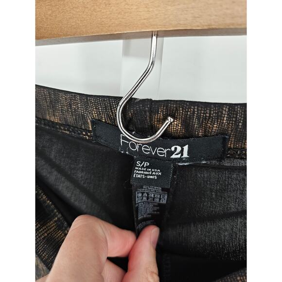 Forever 21 Womens Sz S Black and Gold Leggings metallic Sheen Shiny - Picture 4 of 5